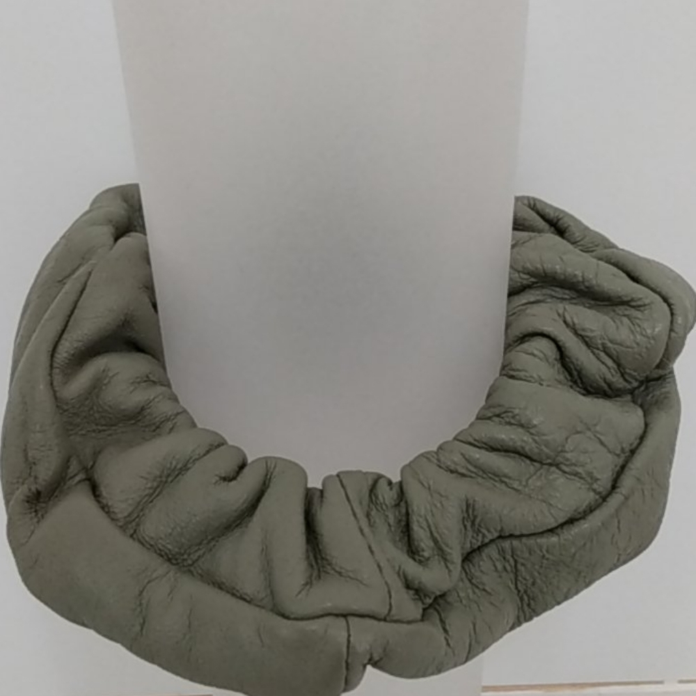 Vintage Leather Scrunchie Hair accessorie Gray